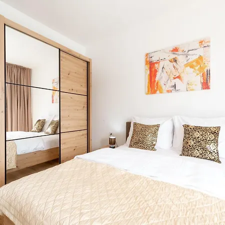 & Fisherman's Luck - One-bedroom With Terrace And Sea View * וולה לוקה